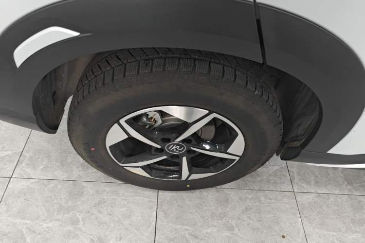 Used BYD Yuan UP 2025 Intelligent Driving Version 401 km Leading Edition Right Rear Wheel Hub