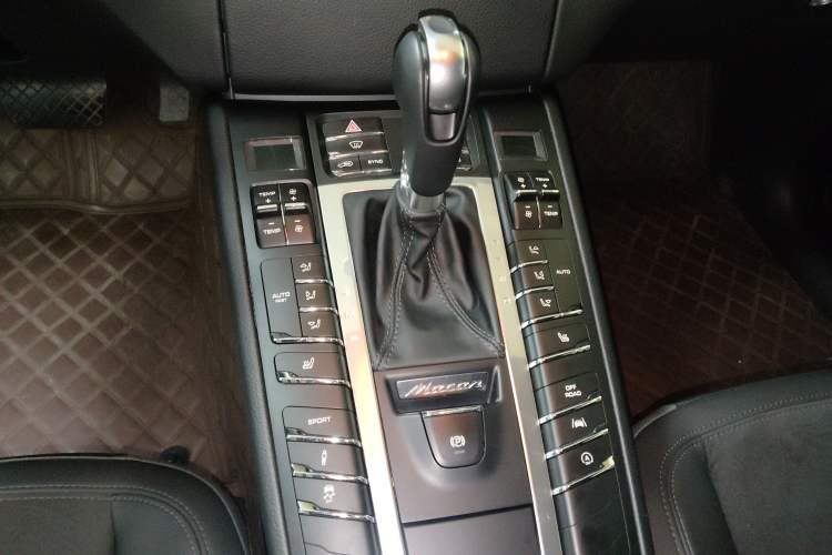 Used Porsche Macan 2017 Macan 2.0T