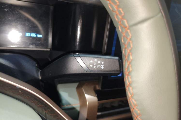 Used iCAR 03 2024 501km Two-Wheel Drive Long-Range Version Gear Lever