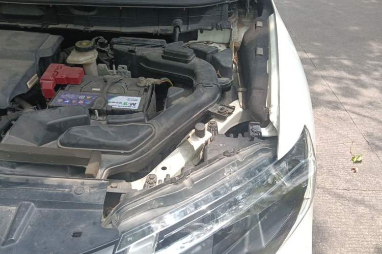 Ojetý Nissan X-Trail 2017 2.0L CVT Comfort Edition 2WD