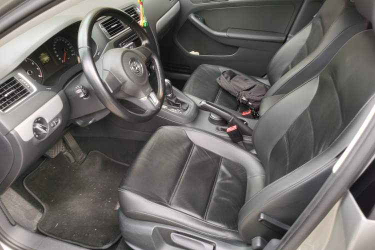 Used Volkswagen Sagitar 2014 Revised Version 1.6L Automatic Comfort Edition
