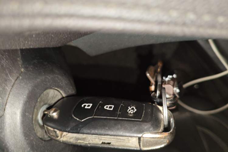 Used Ford Escort 2015 1.5L Automatic Fashion Model
