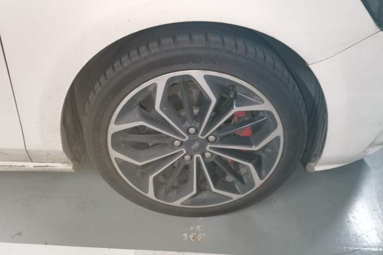 Used Ford Focus 2021 Hatchback EcoBoost 180 Automatic ST Line Right Front Wheel Hub