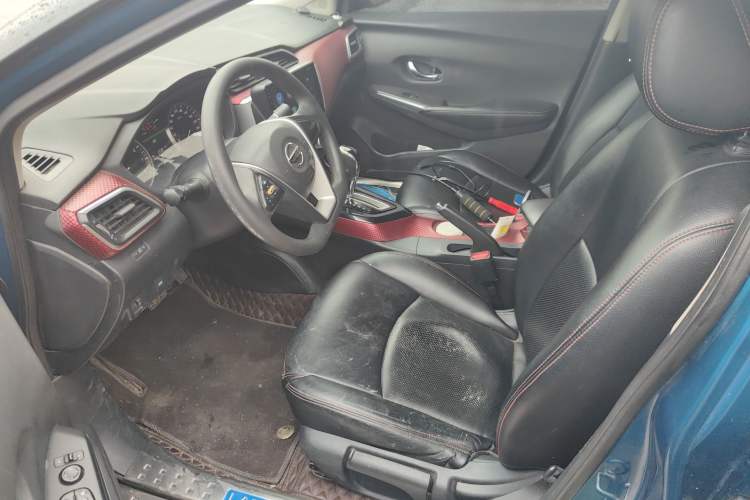 Used Nissan Lannia 2016 1.6L CVT Cool Edition Left Front Seat