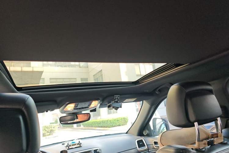 Used Jeep Grand Cherokee 2017 3.6L Elite Navigation Edition
