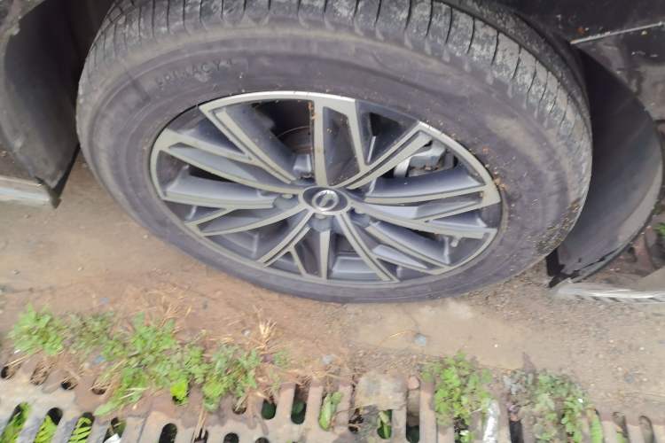 Used GAC Trumpchi M8 2024 Master Series 400T Ultimate Edition Right Front Wheel Hub