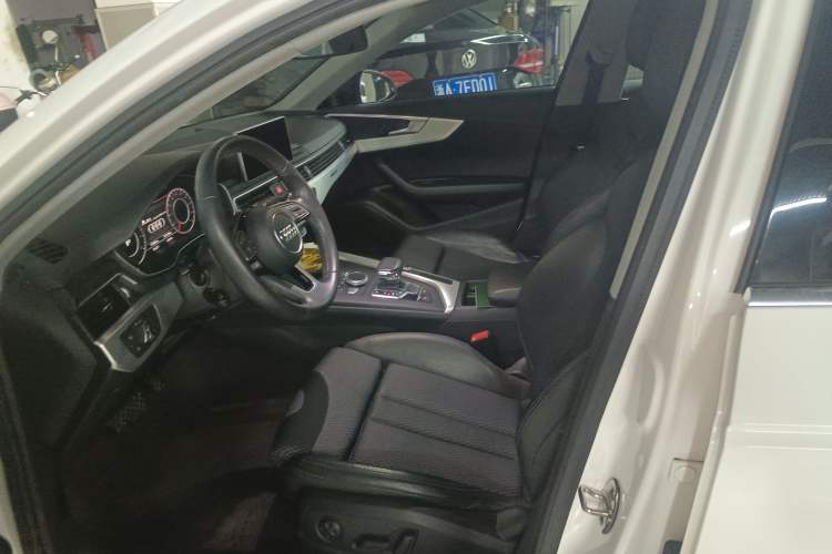 Used Audi A4L 2018 30th Anniversary Edition 45 TFSI quattro Sport model Left Front Seat