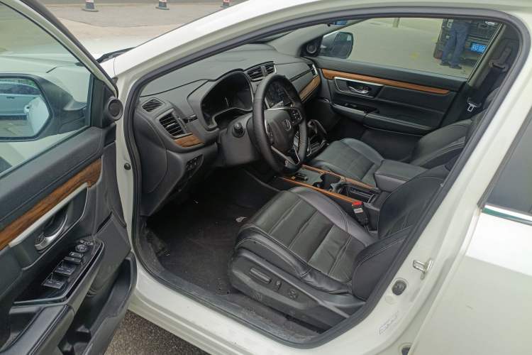 Used Honda CR-V 2021 240TURBO CVT 2WD Fashion Edition
