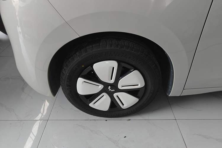 Used Wuling Hongguang MINIEV 2025 Four-Door Version Premium Edition Exterior 4