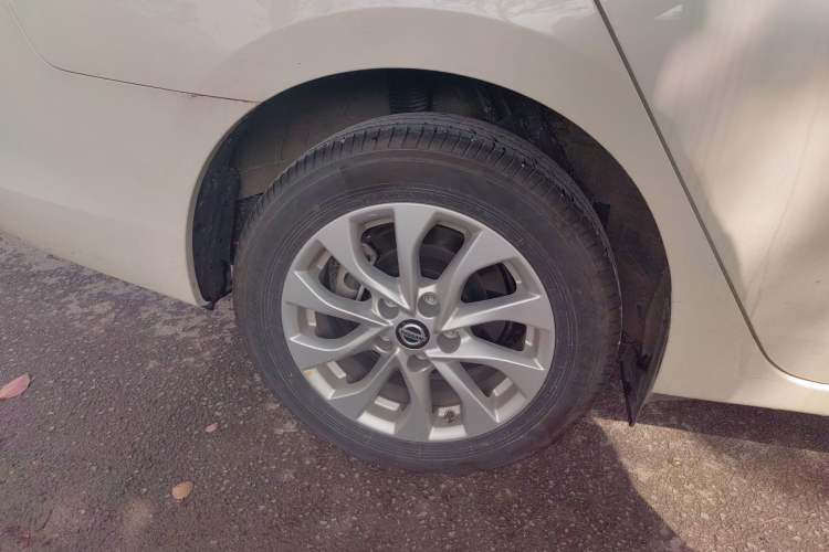 Used Nissan Sylphy 2024 Restyled Version 2 Classic 1.6XE CVT Comfort Edition Exterior 5