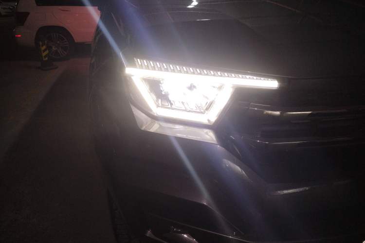 Used Tank 400 New Energy 2023 Hi4-T Super Edition Right Front Headlight