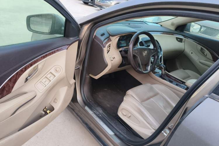 Used Buick LaCrosse 2013 2.4L SIDI Leading Comfort Version