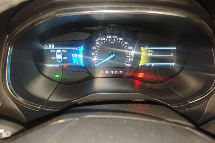 Used Ford Edge 2018 EcoBoost 245 Two-Wheel-Drive Titanium 7-Seater China VI Standard