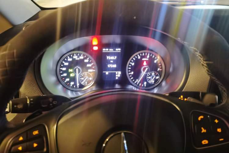 Used Mercedes-Benz Vito 2023 2.0T Business Version 7 Seats