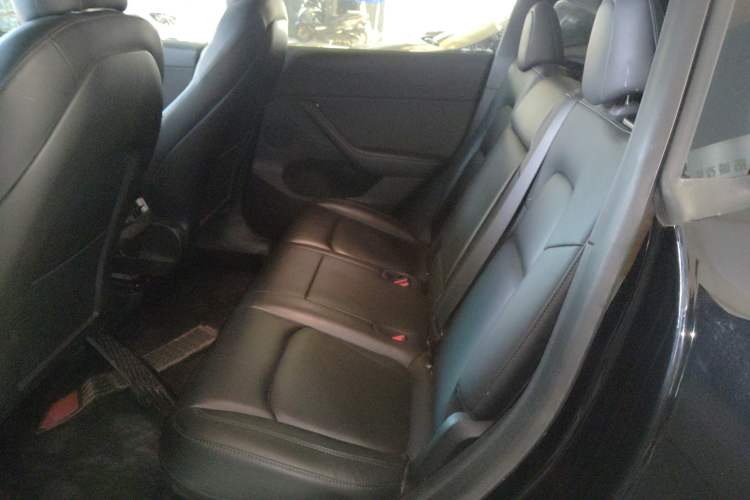 Used Tesla Model Y 2022 Rear-Wheel-Drive Version
