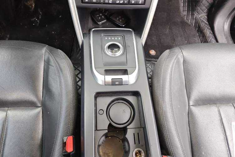 Used Land Rover Discovery Sport 2017 2.0T HSE Gear Lever