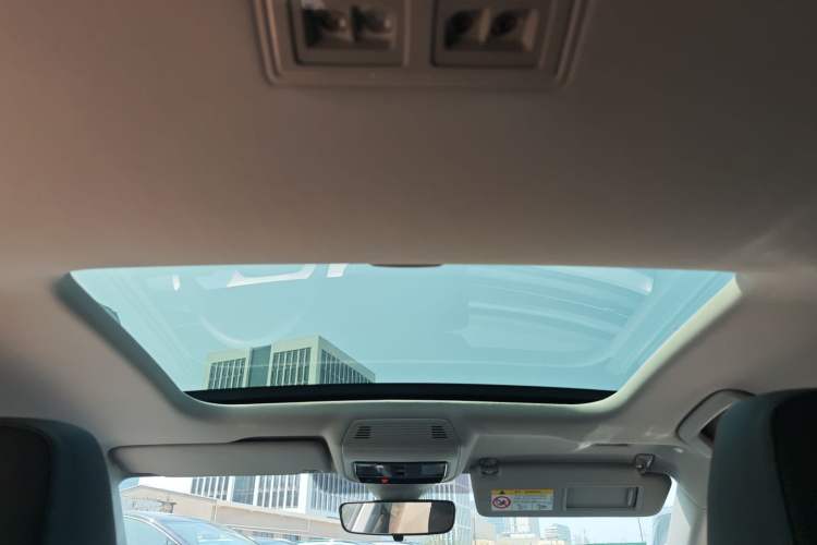 Used Volkswagen Lamando 2024 Lavida L 280TSI DSG Cool & Spicy Edition Headliner