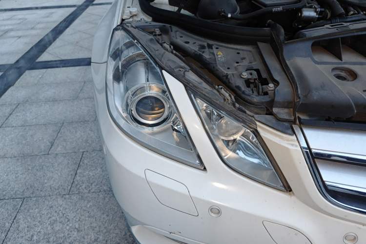 Used Mercedes-Benz E-Class 2011 E 260 CGI Coupe