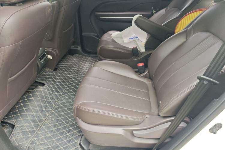 Used GAC Trumpchi M6 2019 270T Automatic Luxury Edition (7-seater) China V Standard
