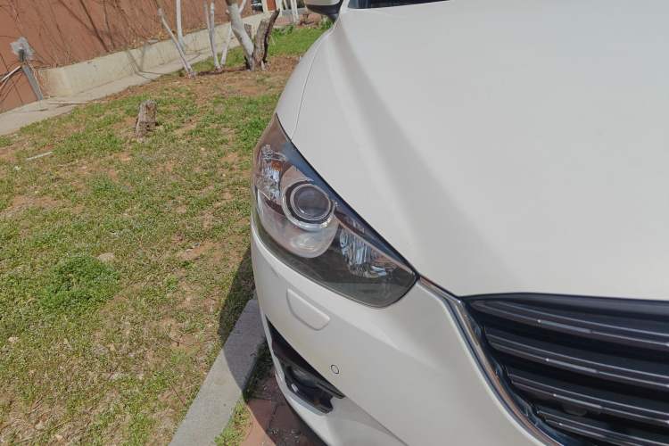 Used Mazda CX-5 2015 2.5L Automatic 4x4 Flagship Model Right Front Headlight