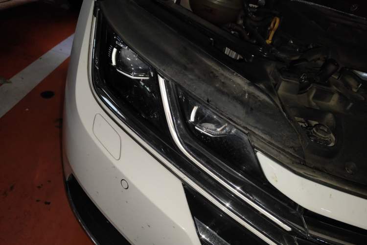 Used Volkswagen FAW-Volkswagen CC 2019 330TSI Glamour Edition China V Standard Right Front Headlight