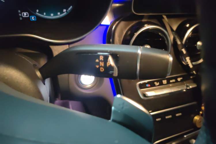 Used Mercedes-Benz C-Class 2021 C 260 L Sport Edition Gear Lever