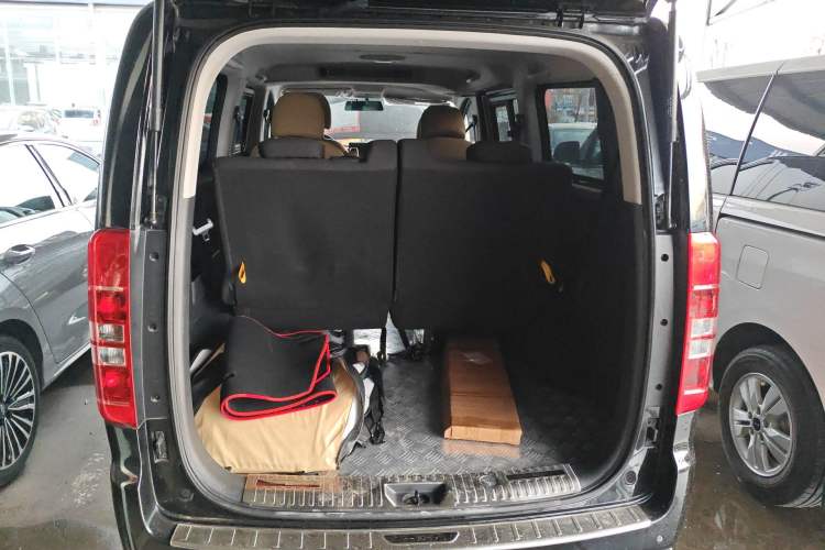 Used JAC Refine M3 2025 PLUS 1.8L Manual Smart Connect Version 7/8 Seats
