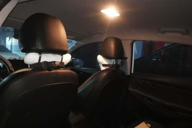 Used Hyundai Celesta 2018 1.6L Automatic GL Enjoyment Version China V Standard Headliner