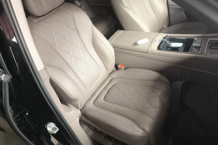 Used Hima AITO M9 2024 Range-Extended Ultra Version 52 kWh 5-Seater Model