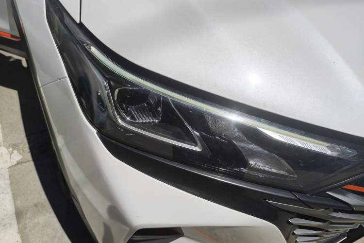 Used Dongfeng Aeolus AX7 2022 Mach Edition 1.5T DCT DF41 Right Front Headlight