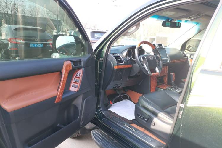 Used Toyota Prado 2016 2.7L Automatic Standard Edition Driver Seat