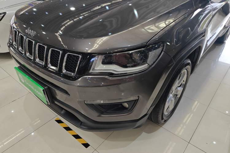 Used Jeep Compass 2017 200T Automatic Family Edition