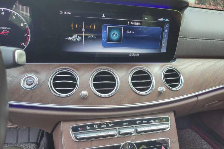 Used Mercedes-Benz E-Class 2019 Facelifted E 300 L Stylish Version Audio And AC Panel