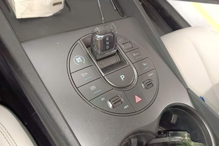 Used BYD Seal 06 New Energy 2024 DM-i 80KM Luxury Model
