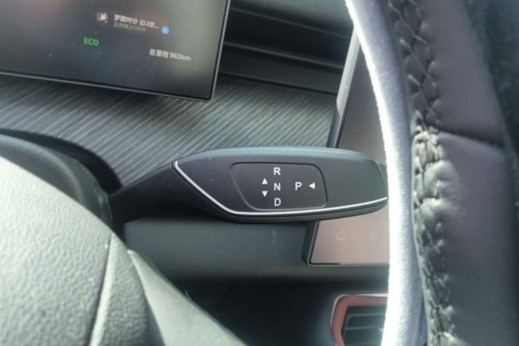 Used Chery Fengyun T9 2025 120 Long-Range Luxury Version 5-Seater with Ternary Lithium Battery
