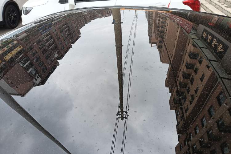 Used Tesla Model Y 2023 Rear-Wheel-Drive Version