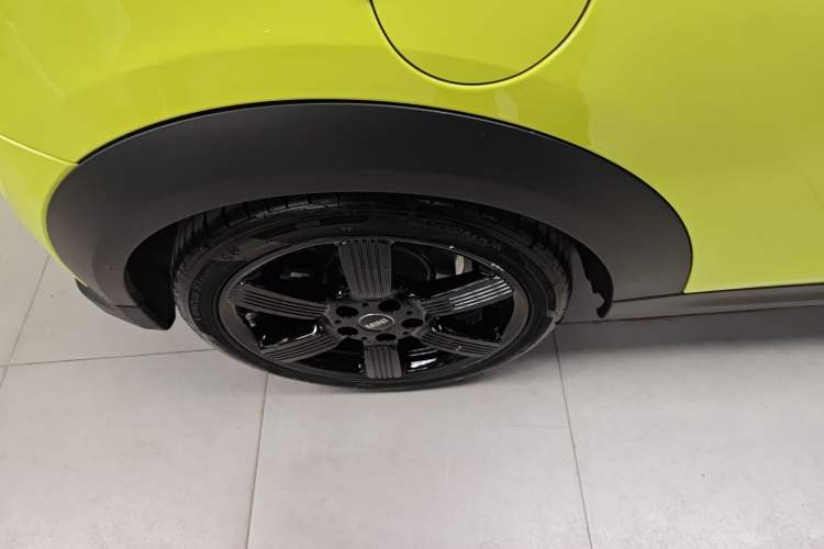 Used MINI 2023 Revised 1.5T COOPER CABRIO Artist
