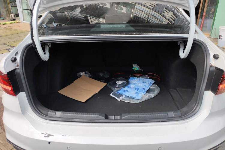 Used Volkswagen Lavida 2023 280TSI DSG Full-Comfort Edition
