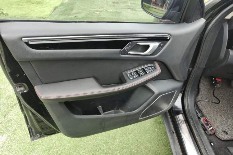 Used Zotye Domy X5 2015 1.5T Manual Supreme Model China IV Standard