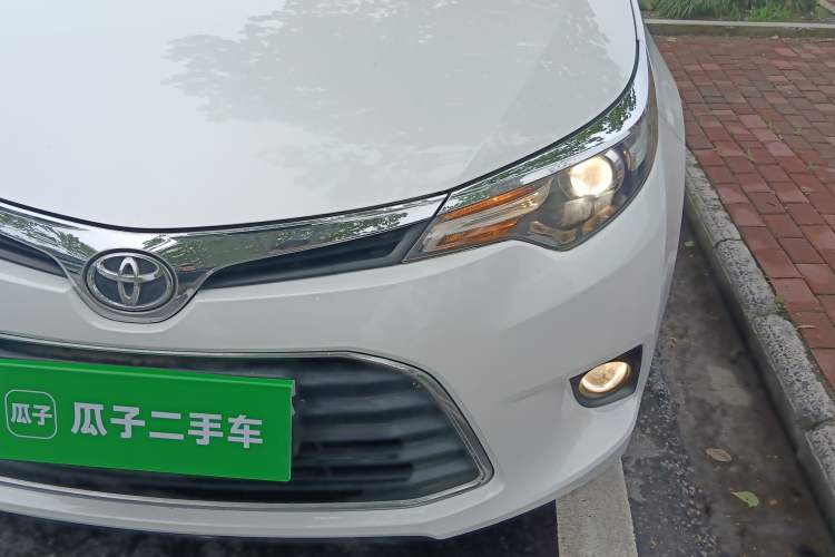 Used Toyota Levin 2016 1.6G CVT Elite Edition Left Front Headlight