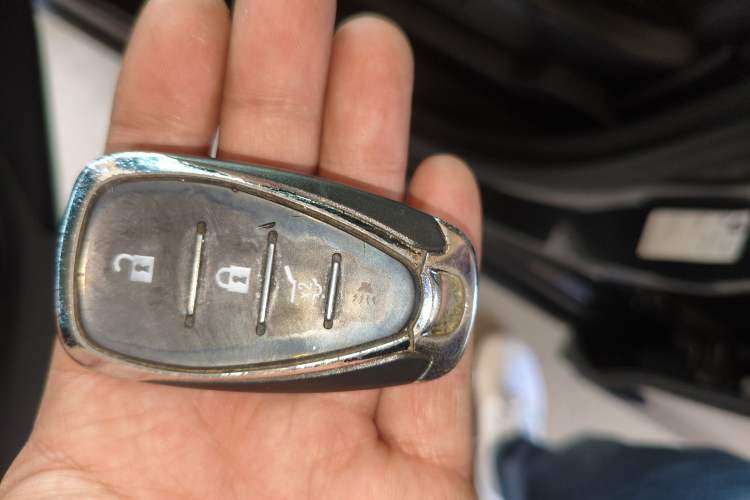 Used Chevrolet Equinox 2019 535T Automatic YuJie Edition China V Standard Vehicle Key