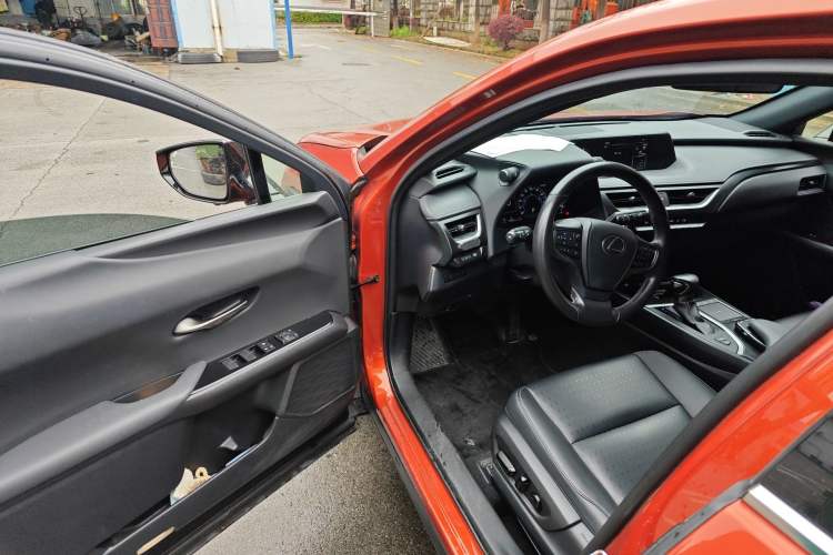 Used Lexus UX 2020 260h Explore & Adventure Edition