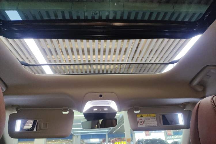 Used VOYAH FREE 2024 Ultra-Long Range Intelligent Driving Version