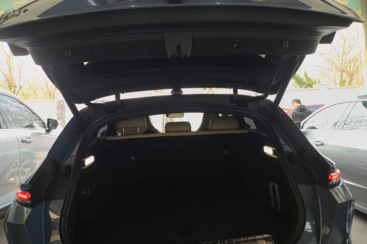 Used Nio ET5T 2023 75 kWh Touring