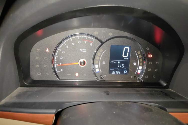 Used Roewe 350 2013 350C 1.5L Automatic Xunyue Edition