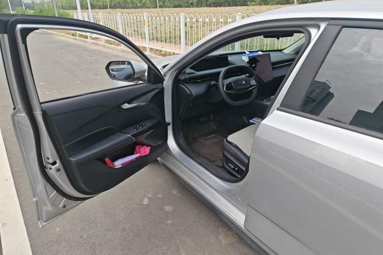Used CHANGAN NEVO A05 2024 Truly Delicious Version 70 Leading Edition
