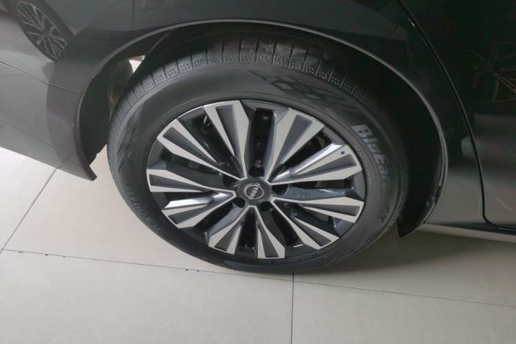 Used Nissan Teana 2022 2.0L XL-TLS Enjoyment Edition Right Rear Wheel Hub