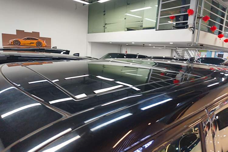 Used Land Rover Discovery 2020 3.0 SC V6 30th Anniversary Special Edition Roof