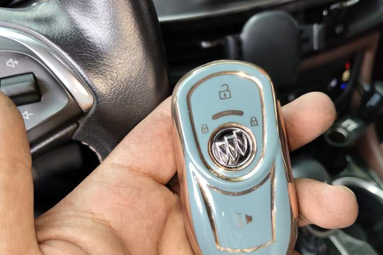 Used Buick Envision 2016 20T Two-Wheel-Drive Elite Model Vehicle Key