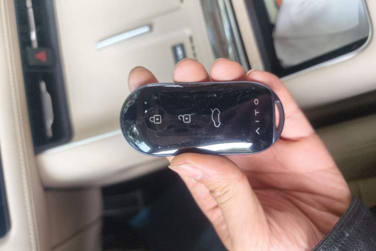 Used Hima AITO M5 2025 Extended-Range Ultra Rear-Wheel-Drive Version
